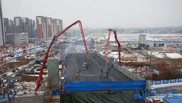  南方路机：关于秋末初冬季节混凝土施工的建议