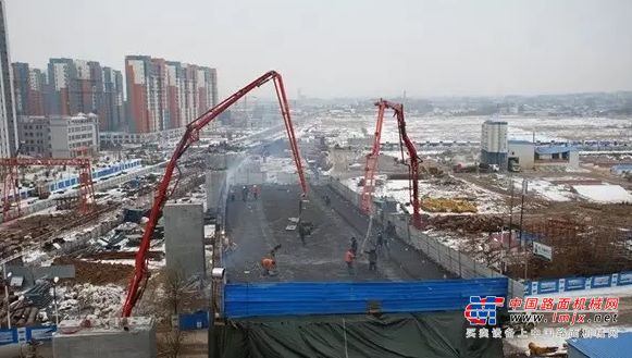  南方路机：关于秋末初冬季节混凝土施工的建议