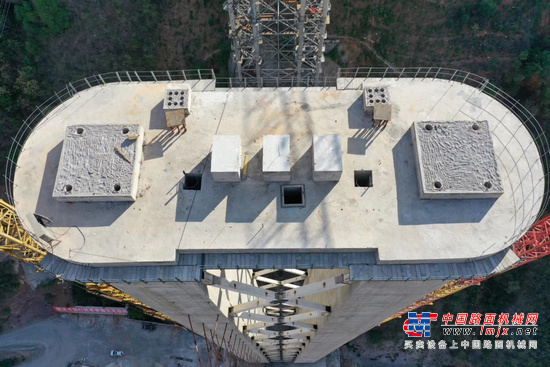 世界第一高墩铁路桥下部结构全部完工