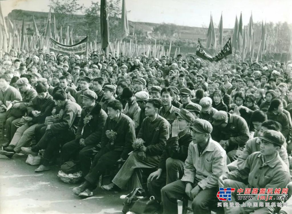 西筑60年③ : 奠基