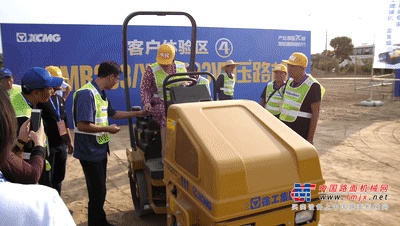 大牌空降！轻奢好物！徐工轻型压路机实力演绎双十一“最强王者”！