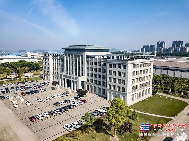 国内重型商用车行业首家 华菱汽车工业设计中心跻身国家级工业设计中心行列