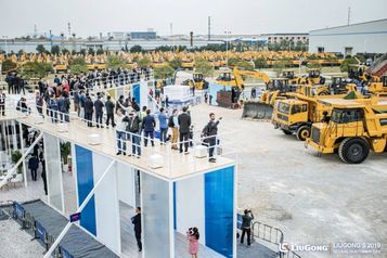 感受柳工机械精工之美 携手客户共赢未来