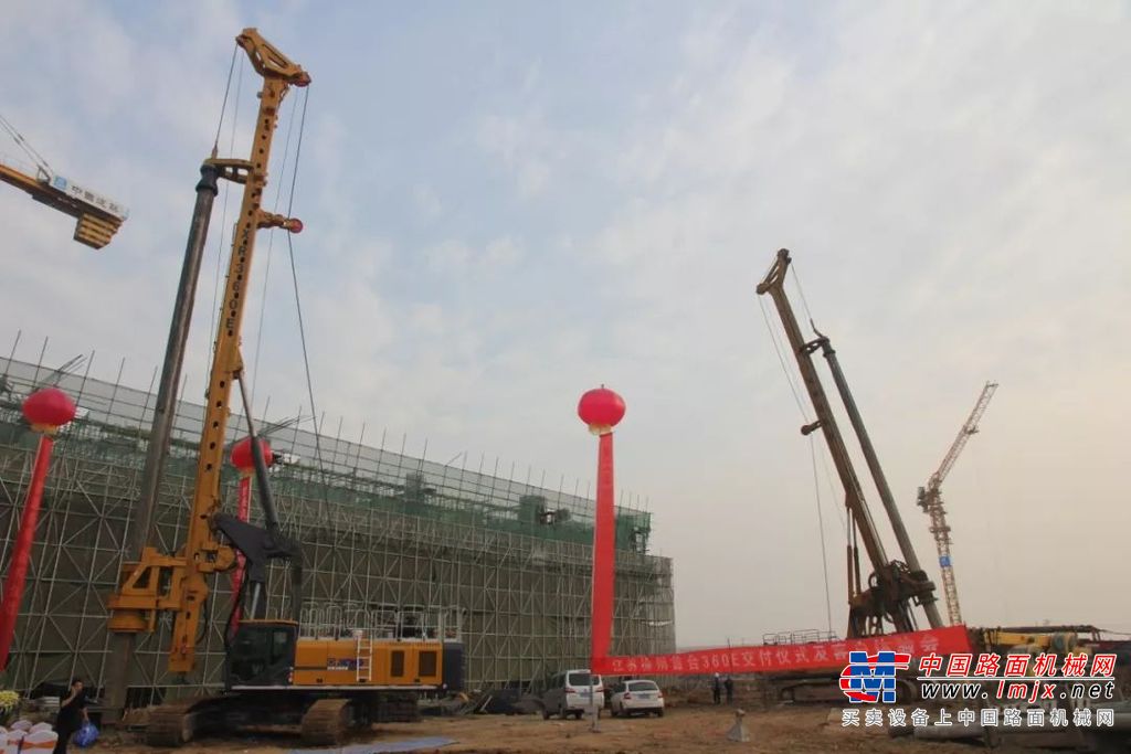 徐工旋挖钻机再谱故乡恋歌，助力徐州地铁建设