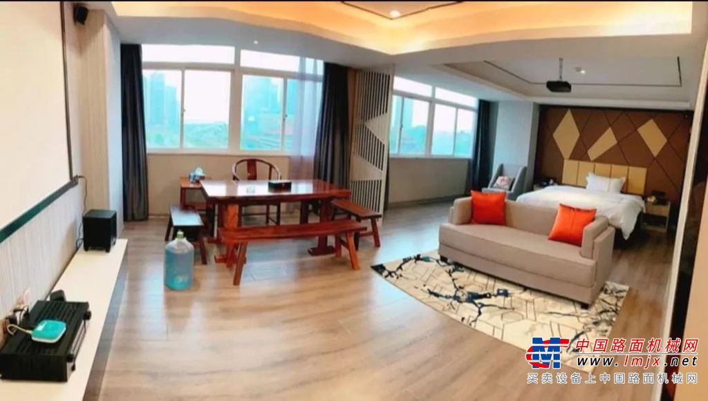 南方路机搅拌学院第十三届沥青客户技能培训开班啦！