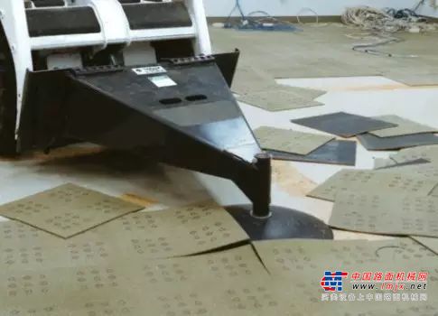“暗冰”当道行路难，山猫除冰器为您保驾护航！