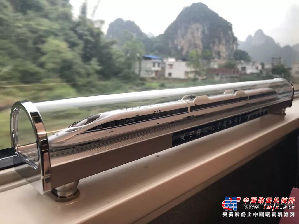 柳工品牌专列主题活动盛大开启，你参与了吗？