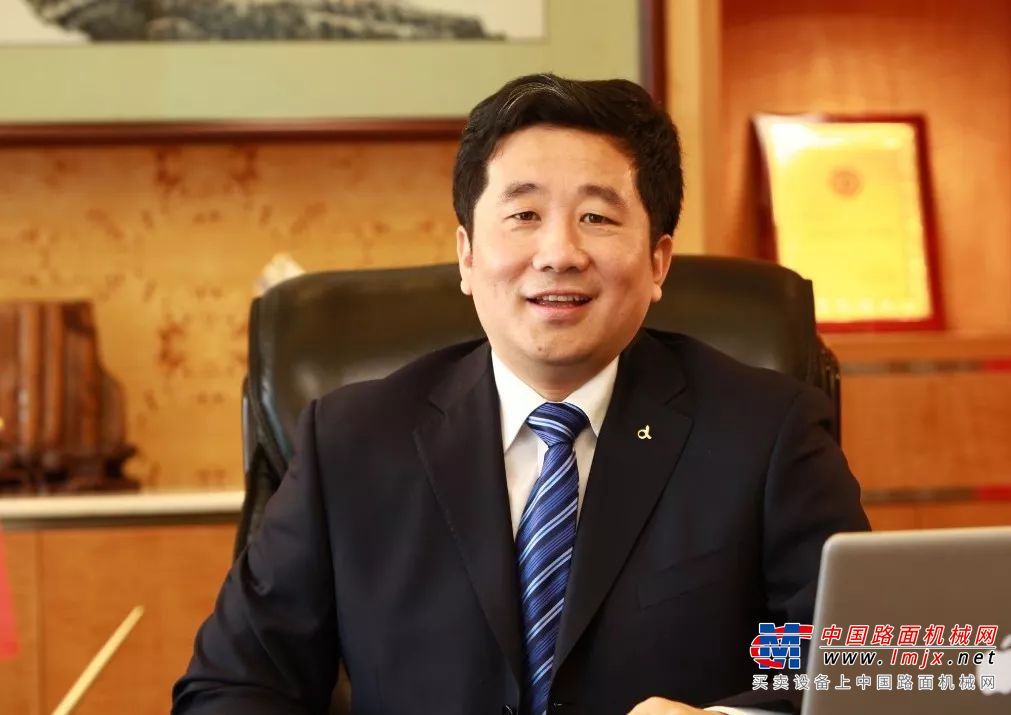 玉柴集团公司董事长晏平发表新年寄语《梦想在前方 奋进正当时》