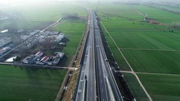 中交西筑：用“黑沥青”为神州大地壮景添辉