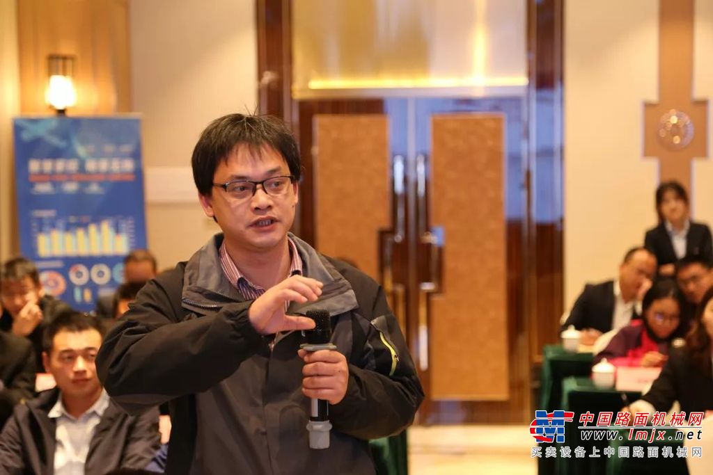 提升服务质量，打造服务品牌——2019年度柳工装载机、平地机产品服务总结会议圆满落幕