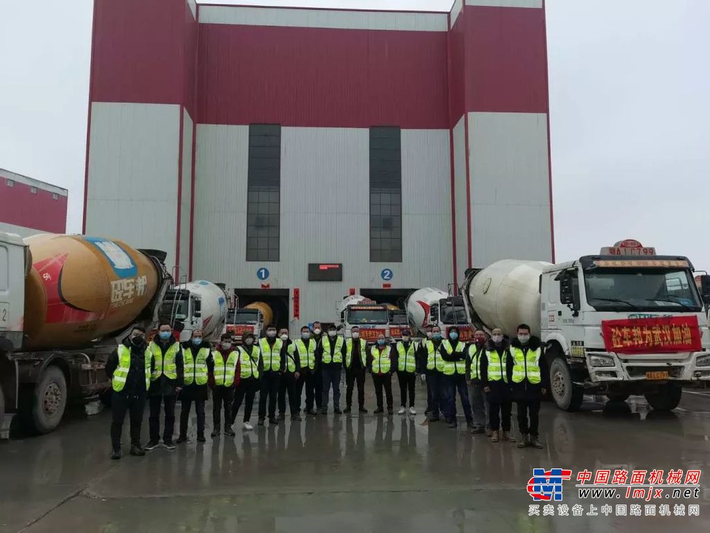 与时间赛跑！徐工设备驰援武汉“小汤山”医院建设！