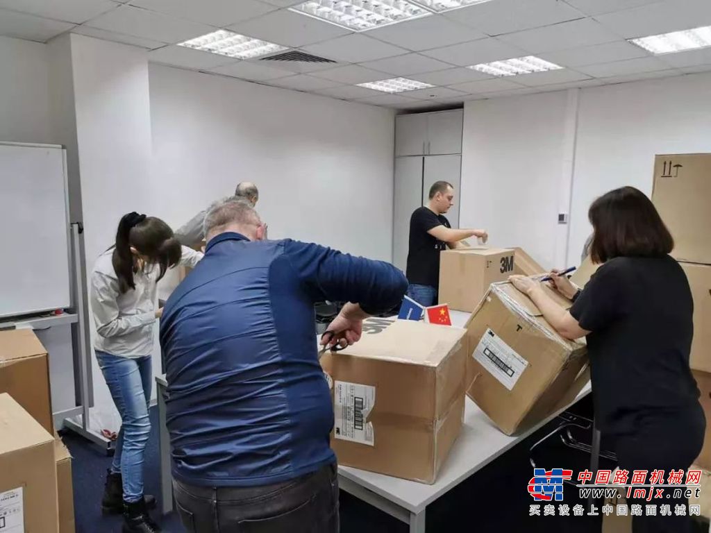 紧急通关，柳工全球采购防疫物资今抵国内