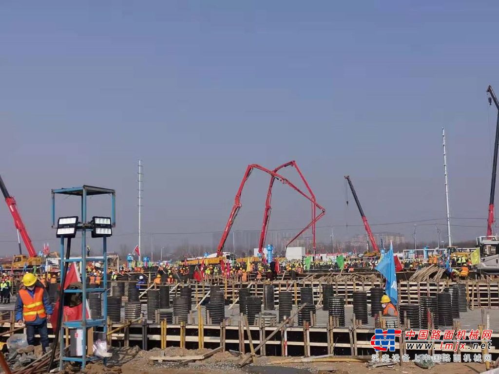 坚信爱会赢丨三一设备全力奋战各地“小汤山”医院建设