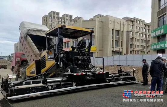 黑色路面 红色心丨深耕十余载，三一路机不负“徐州认证” 筑梦前行