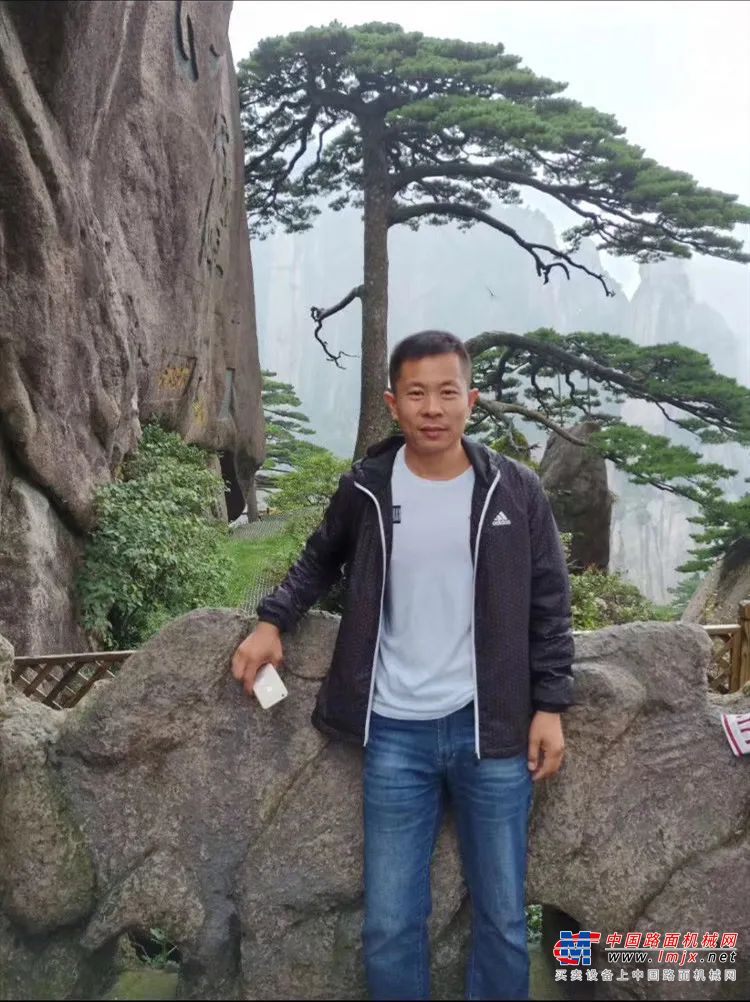 黑色路面 红色心丨深耕十余载，三一路机不负“徐州认证” 筑梦前行