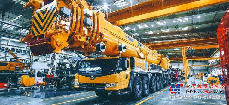 	纷纷登陆徐工官方直播间线上带货