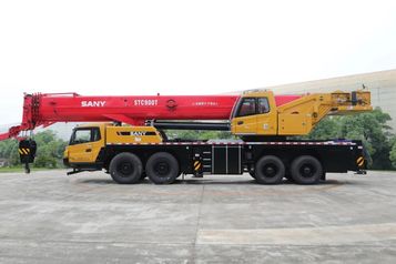 三一起重機：“超強5節臂”！STC900T5憑啥這么硬氣？