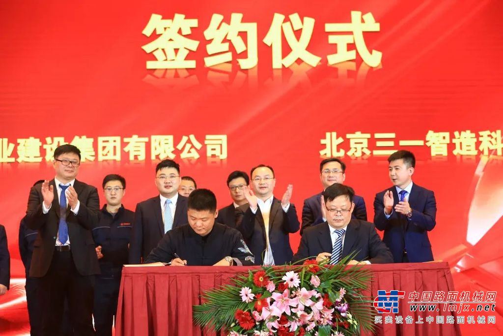 	周国元先生表示：“春天是播种的季节，也是一年的播种希望所在。在这个美好的春天里，预祝我们客户朋友们，事业蓬勃向上，再创新巅峰、新辉煌。”