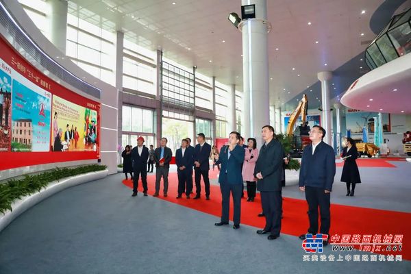湖南省委常委、宣传部部长张宏森视察三一