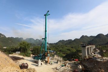 山河智能旋挖钻机一个月只完成3根桩，为何客户连连称赞？