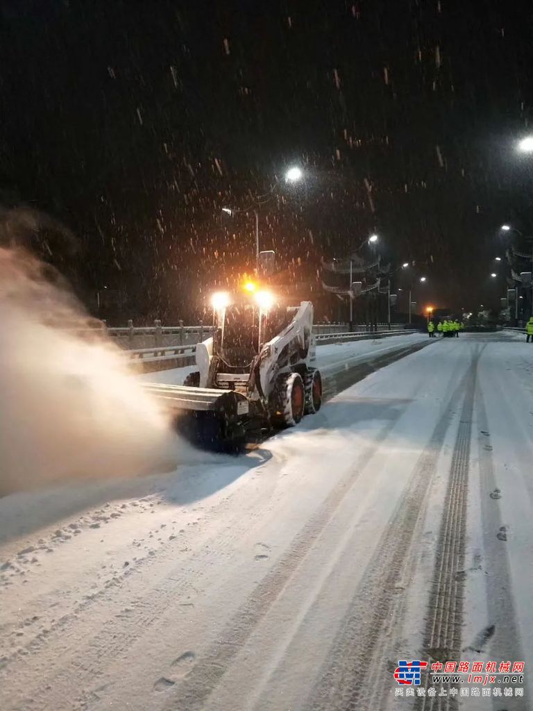 	山猫除雪铲冰专家已就位，助您抗击此次寒潮！