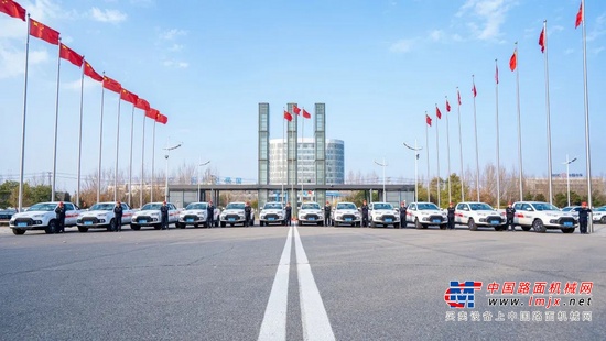 三一重装：服务专车，为您出发！