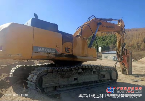	为了积极的提升品牌影响力及服务满意率，为了努力完成销售目标，我们服务精英们也是勇往直前，对多产品线的客户进行电联、走访。倾听客户心声、满足客户需求、解决机器故障问题等全方位服务。