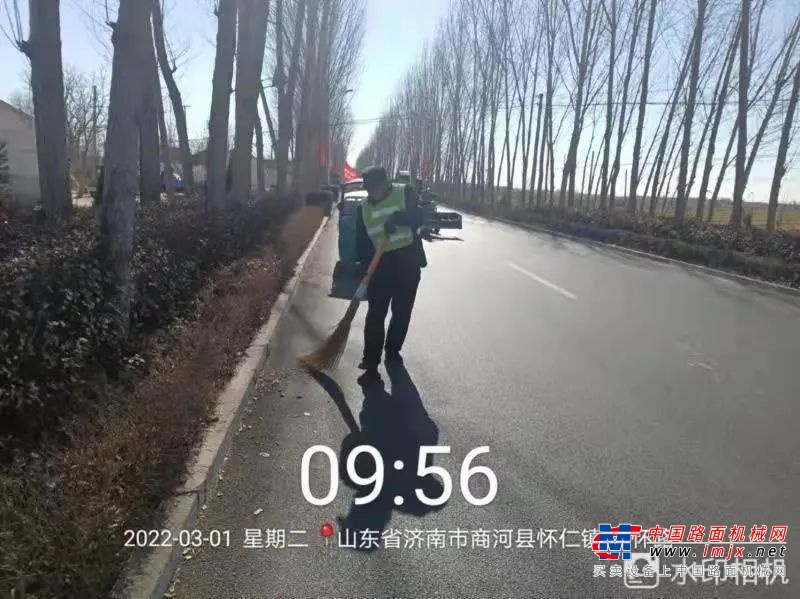 县交通运输局掀起春季农村公路养护热潮