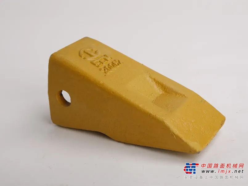 全新外形设计，通过有限元分析，受力部位更厚实耐磨