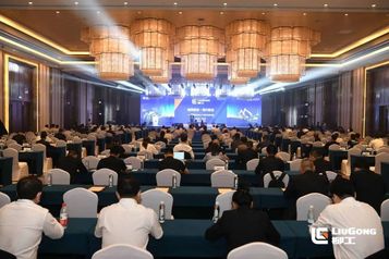 创新共赢向未来，柳工发布新一代低碳智能产品！