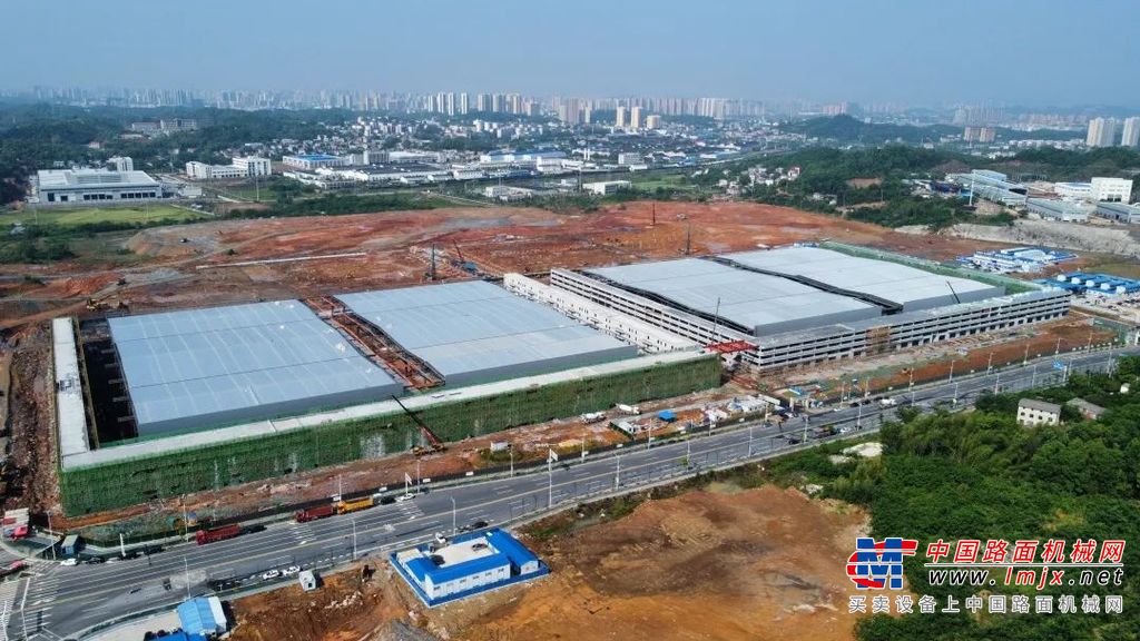 4月25日，株洲市委书记曹慧泉与三一集团总裁唐修国一行座谈，就加快推进项目建设、拓宽合作领域等深入交流。