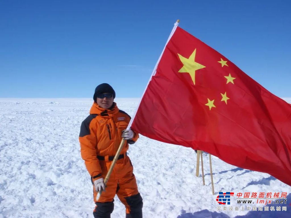 图说故事 | 柳工助力中国极地科考事业，十五年未曾缺席