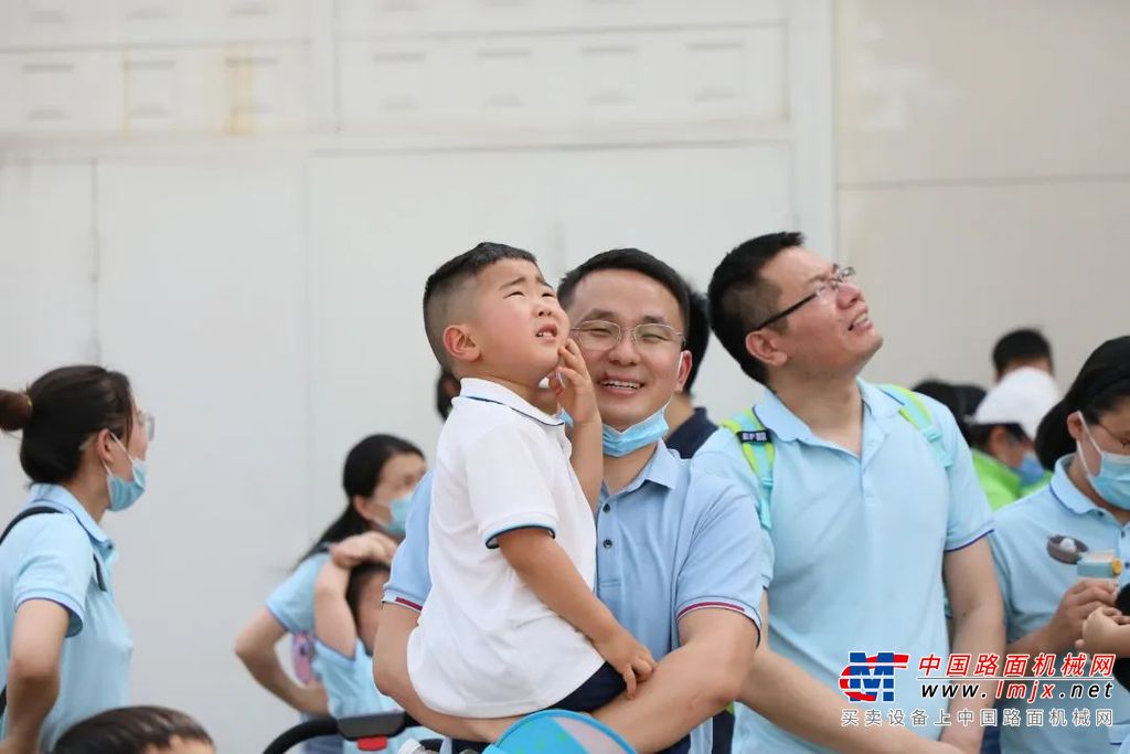 	带着憧憬与好奇
