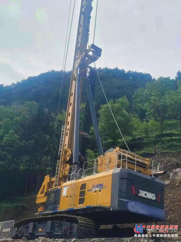 	钻进灰岩、玄武岩
