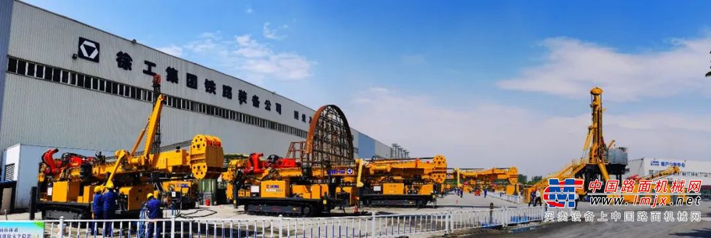 	徐工XZ4055：全球首台锂电动力定向钻机