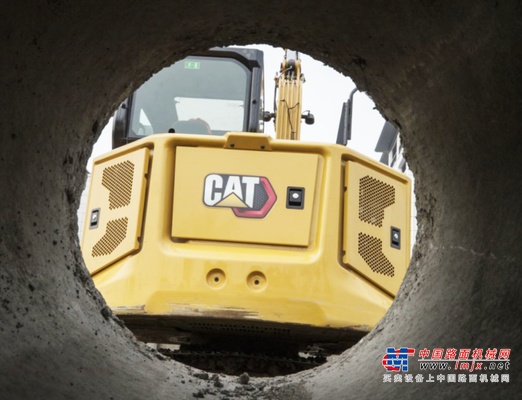 CAT®（卡特）306，帮你撑起父亲的“傲娇”！