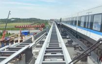 铁建重工新型磁浮道岔助力长沙磁浮快线实现高铁站与新建T3航站楼快速接驳，侧向通过速度达45km/h直向通过速度160km/h