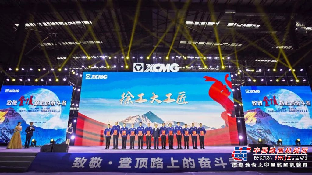 在装配岗位上越干越熟练的刘文生，对进一步提升技能的渴望推动着他，报名参加了2006年调试工人的选拔并顺利通过考核。