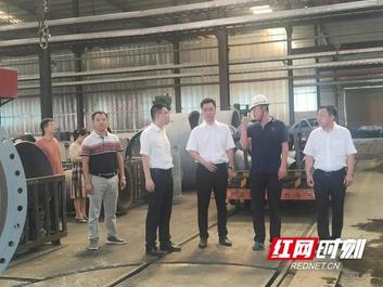 三一集团来桃江考察装备制造产业