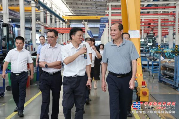 农业农村部农业机械化管理司调研山河智能