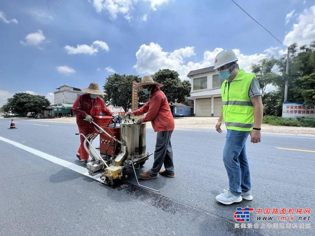 玉林公路发展中心“三招”促进养护管理提质增效