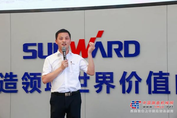 又酷又辣又炫！山河智能第二届挖机宝贝来了