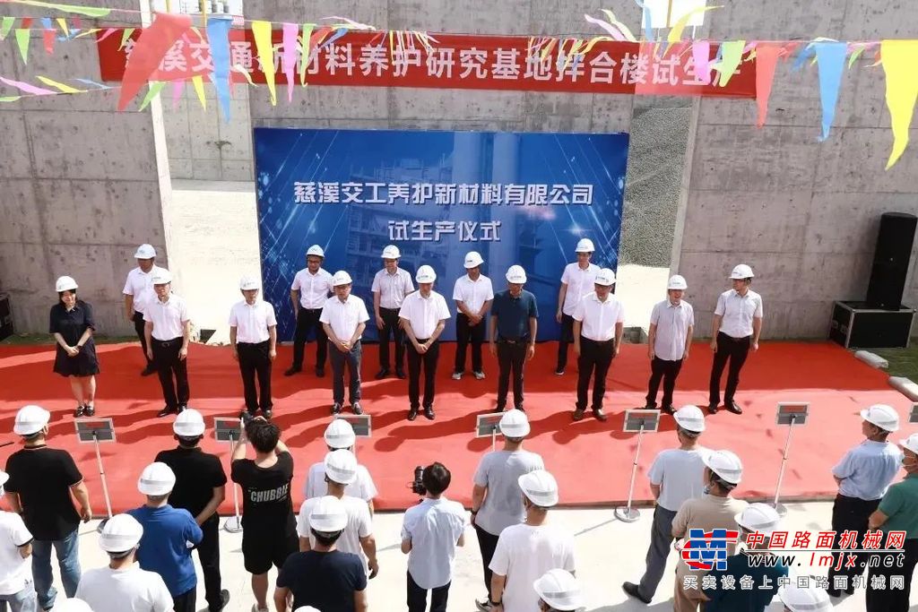 https://news-static.lmjx.net/upload/upfs/202209/05/452w300hf_1662358793666035.jpg!1024x1024.jpg