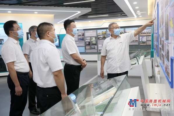 全国人大重点督办建议调研组调研山河智能