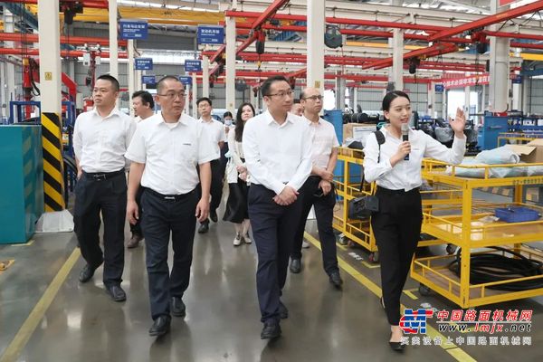 广州工控副总经理张劲泉调研山河智能