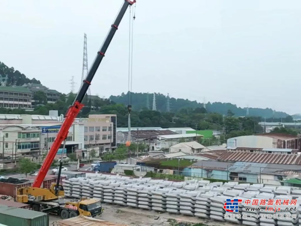 	A：公司积极响应国家双碳政策并结合市场需求，想通过购买混动机型来增强企业竞争力。刚开始车开到工地上，因为都没用过，施工方对于性能、成本、效率都抱有迟疑的态度。但通过每天现场观测施工实况、记录用电数据，施工方也逐渐认可了。目前，出车率达到80%左右。