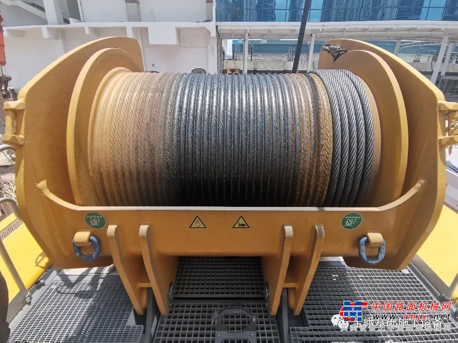 下图为配套的宝峨BE 500除砂器进行泥浆处理。