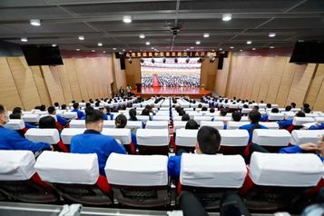 振奋人心！山河智能党员干部集中收看党的二十大开幕会盛况