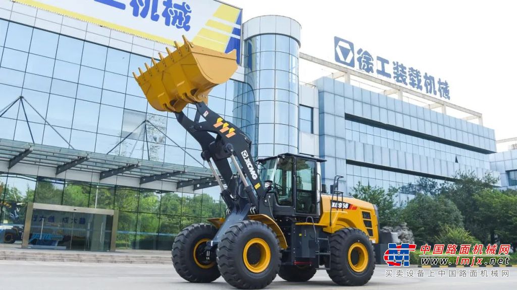 	华北大地，一座以出产高品质无烟煤闻名的洗煤厂，首批徐工国四“探路先锋”————三台徐工XC958（国四）装载机已上岗三月有余，表现喜人，高效完成各类成品煤装车作业、发运全国。