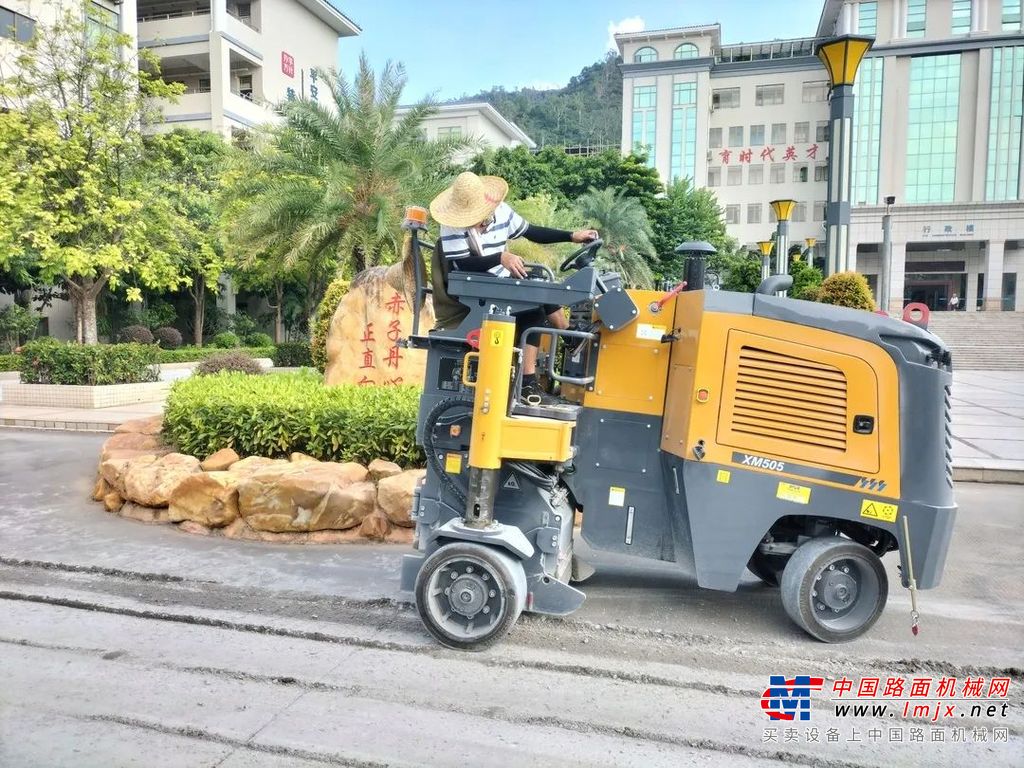 靈活轉場！專治狹窄工況！徐工銑刨小鋼炮來了！